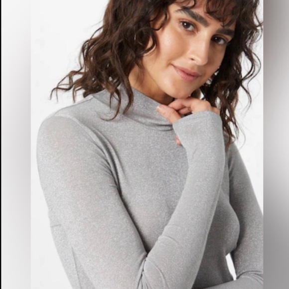 Abercrombie & Fitch Tops - A&F Brand New Women’s Metallic Silver Fitted LS Mock Neck Crop Top size XXS NWT